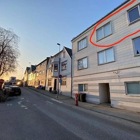 Nice And Central Apartment In Quiet Area Ålesund Kültér fotó